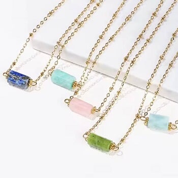 nos colliers en pierres naturelles